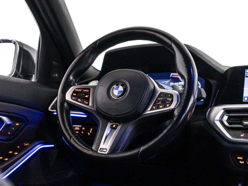 BMW 3 серии с пробегом — 2019 год. Фото: #30