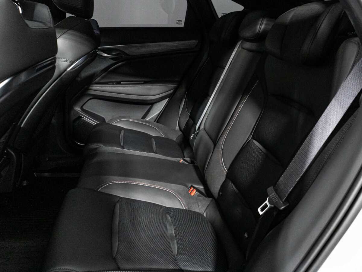 Geely Tugella с пробегом — 2023 год. Фото: #9