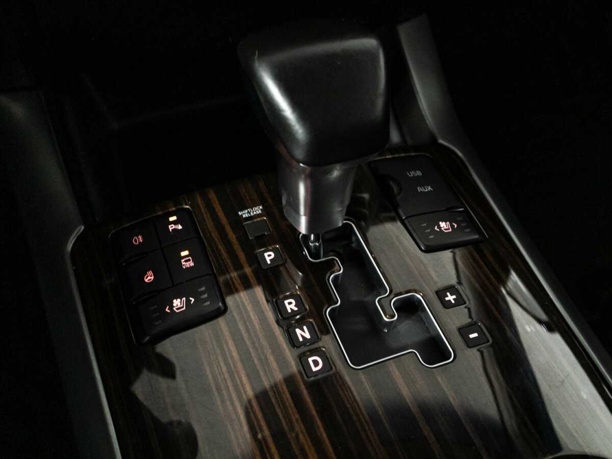 Kia Mohave с пробегом — 2018 год. Фото: #25