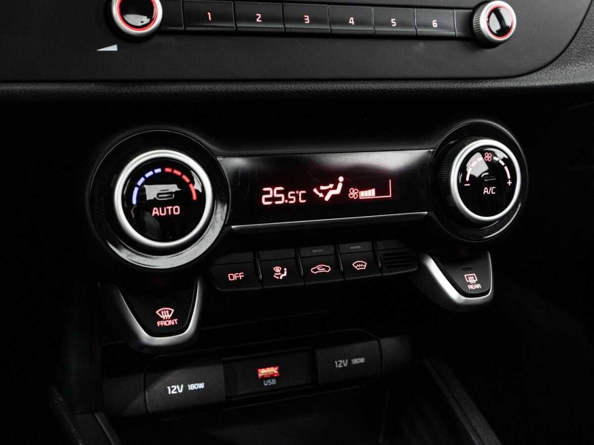 Kia Rio с пробегом — 2021 год. Фото: #21