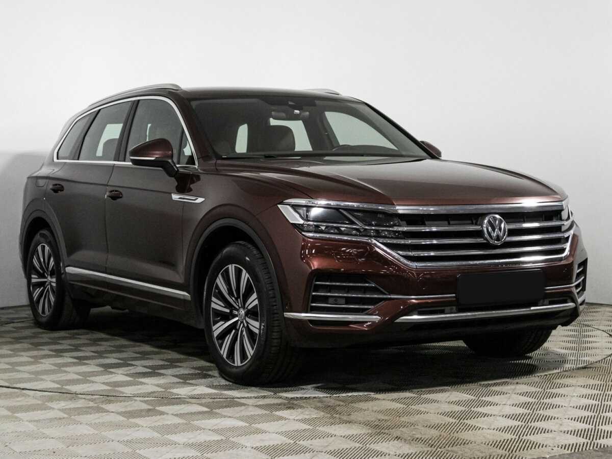 Volkswagen Touareg с пробегом — 2019 год. Фото: #2
