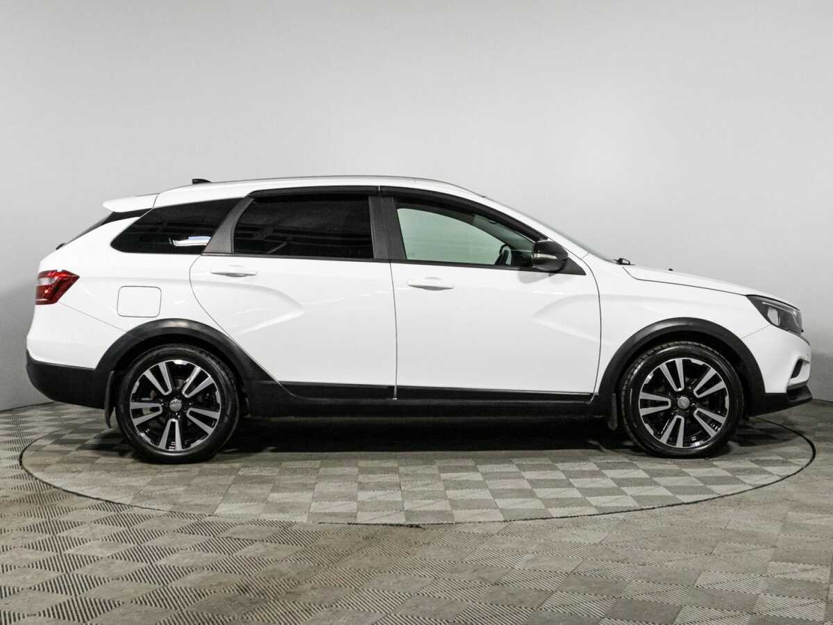 Lada (ВАЗ) Vesta с пробегом — 2018 год. Фото: #3