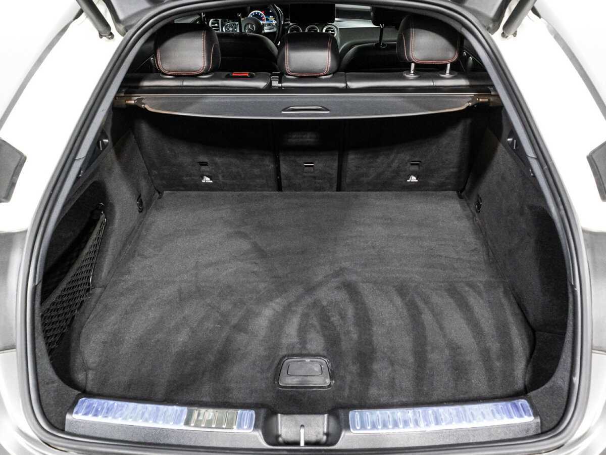 Mercedes-Benz GLC Coupe AMG с пробегом — 2021 год. Фото: #14