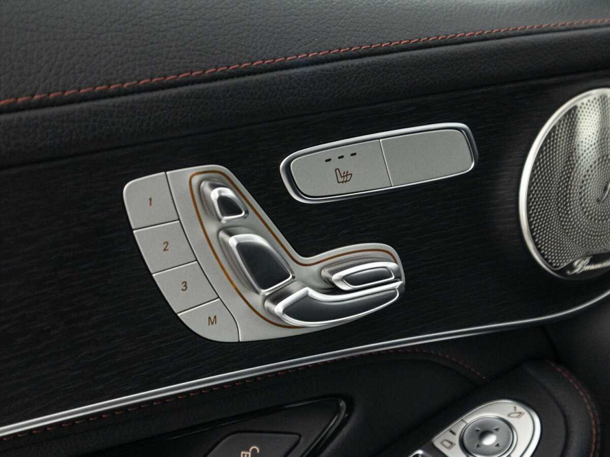 Mercedes-Benz GLC Coupe AMG с пробегом — 2021 год. Фото: #17