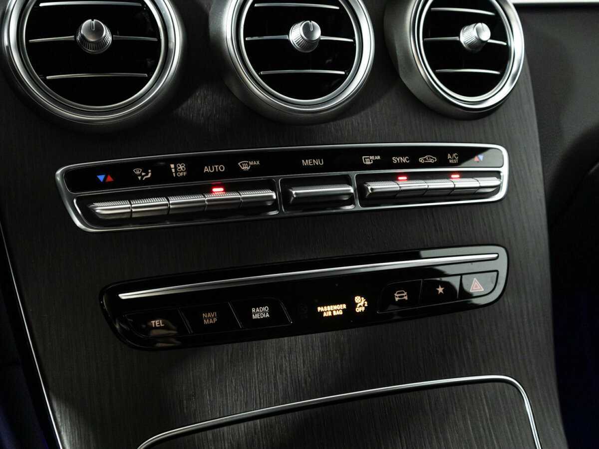 Mercedes-Benz GLC Coupe AMG с пробегом — 2021 год. Фото: #21