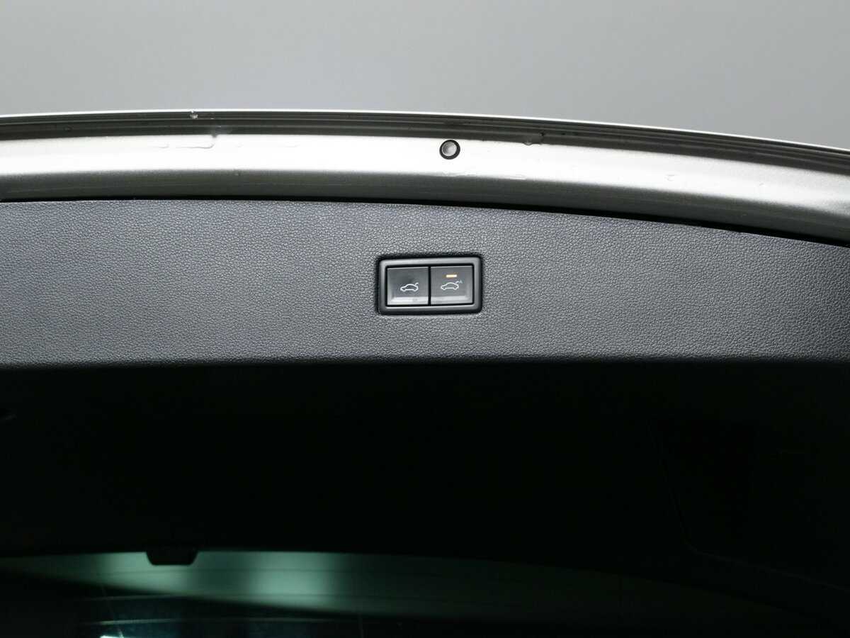 Volkswagen Tiguan с пробегом — 2021 год. Фото: #9