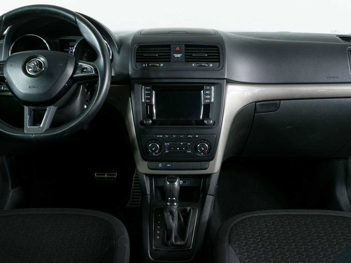 Skoda Yeti с пробегом — 2015 год. Фото: #10