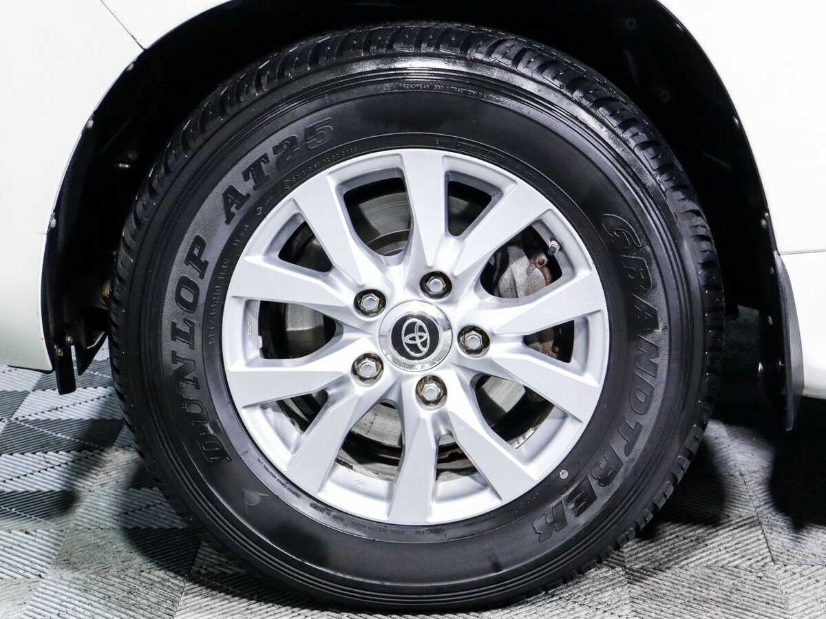 Toyota Land Cruiser с пробегом — 2016 год. Фото: #14