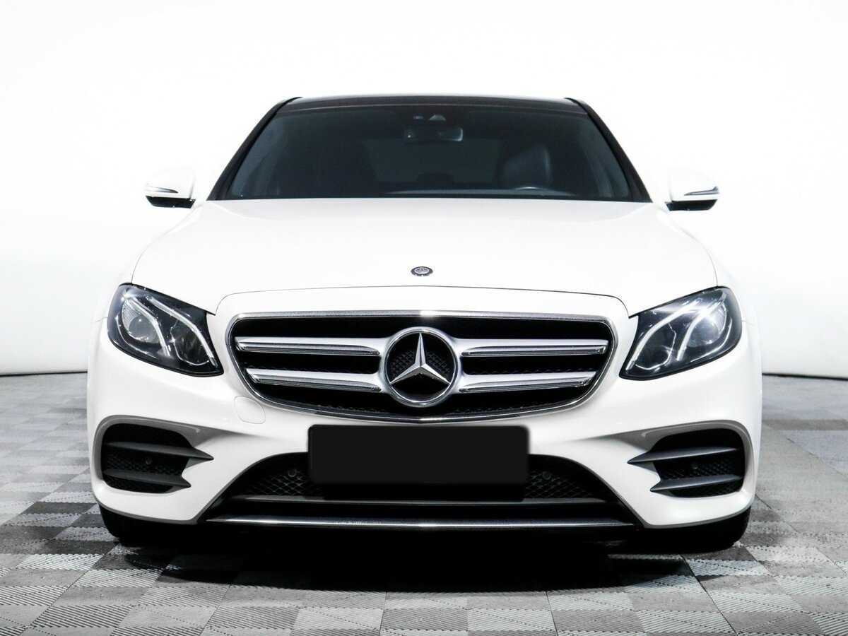 Mercedes-Benz E-Класс с пробегом — 2016 год. Фото: #1