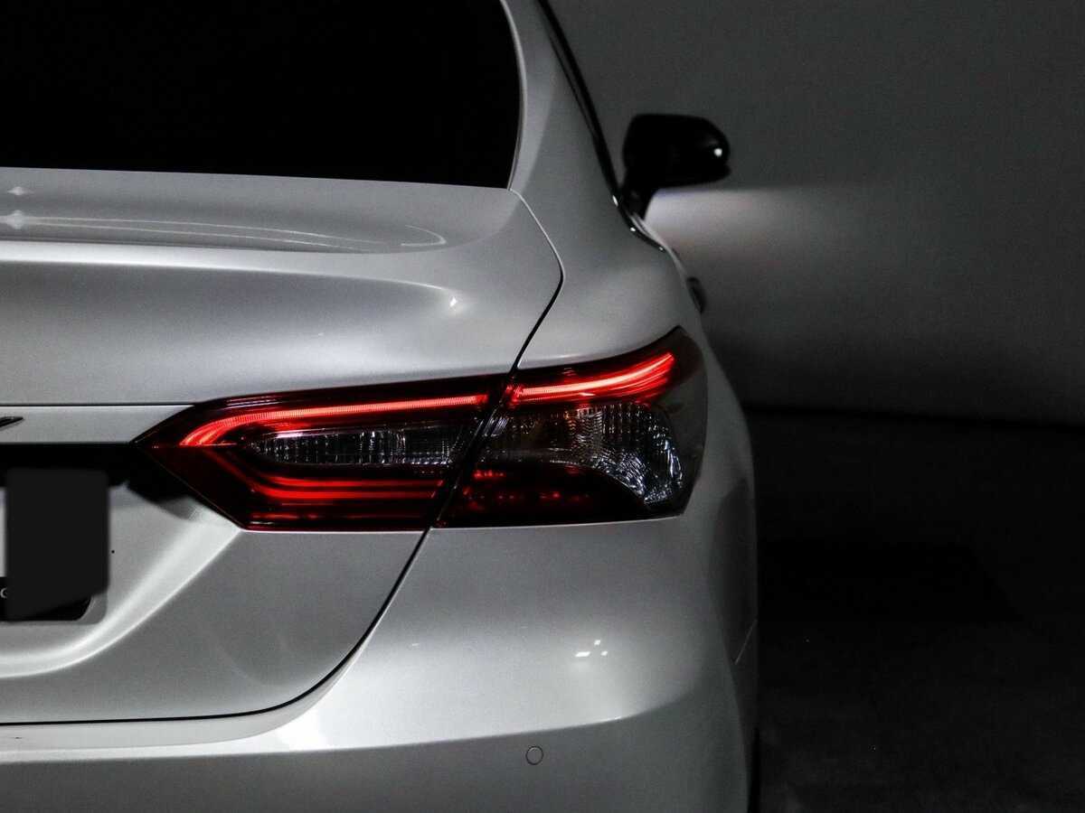 Toyota Camry с пробегом — 2019 год. Фото: #19