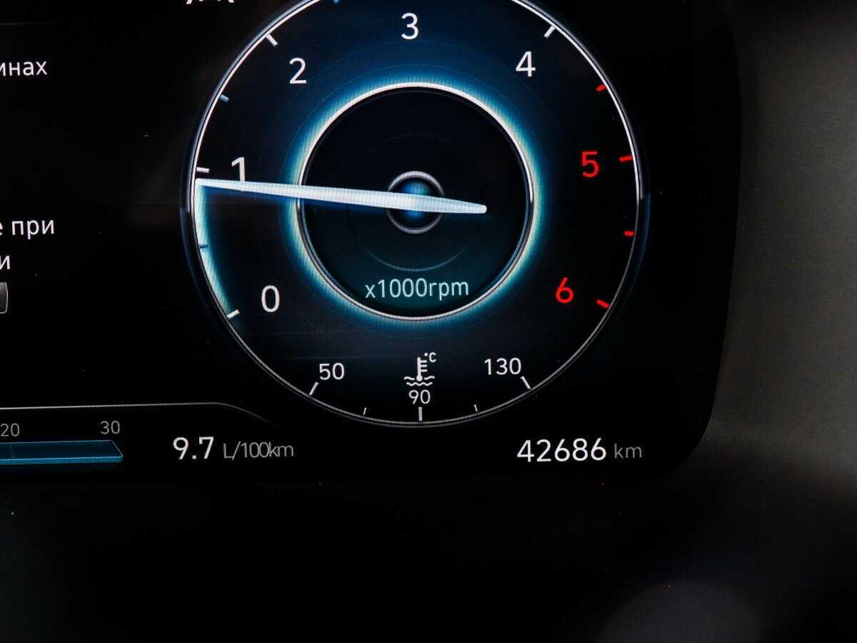 Hyundai Santa Fe с пробегом — 2021 год. Фото: #10