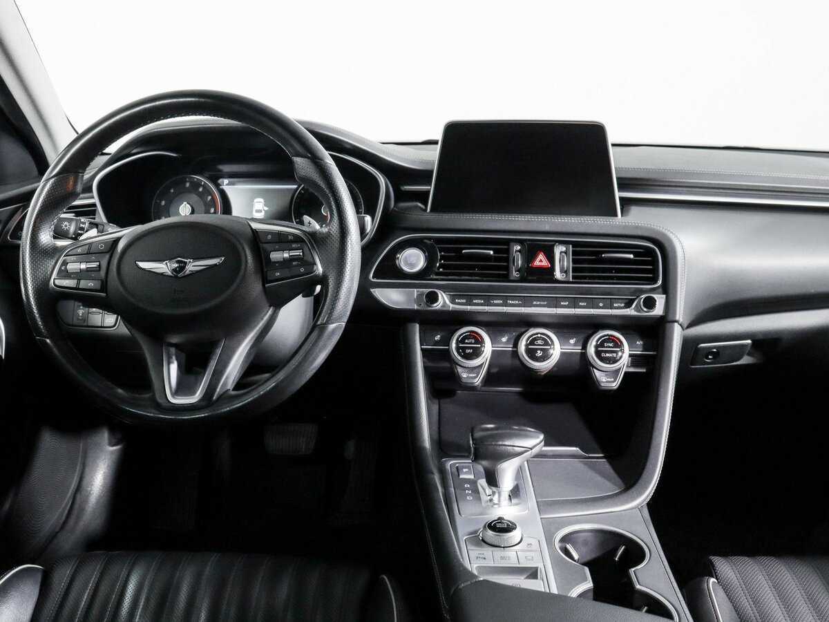 Genesis G70 с пробегом — 2018 год. Фото: #8