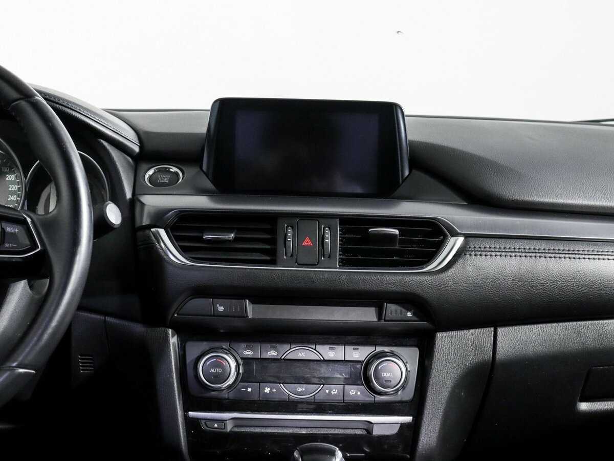 Mazda 6 с пробегом — 2017 год. Фото: #12