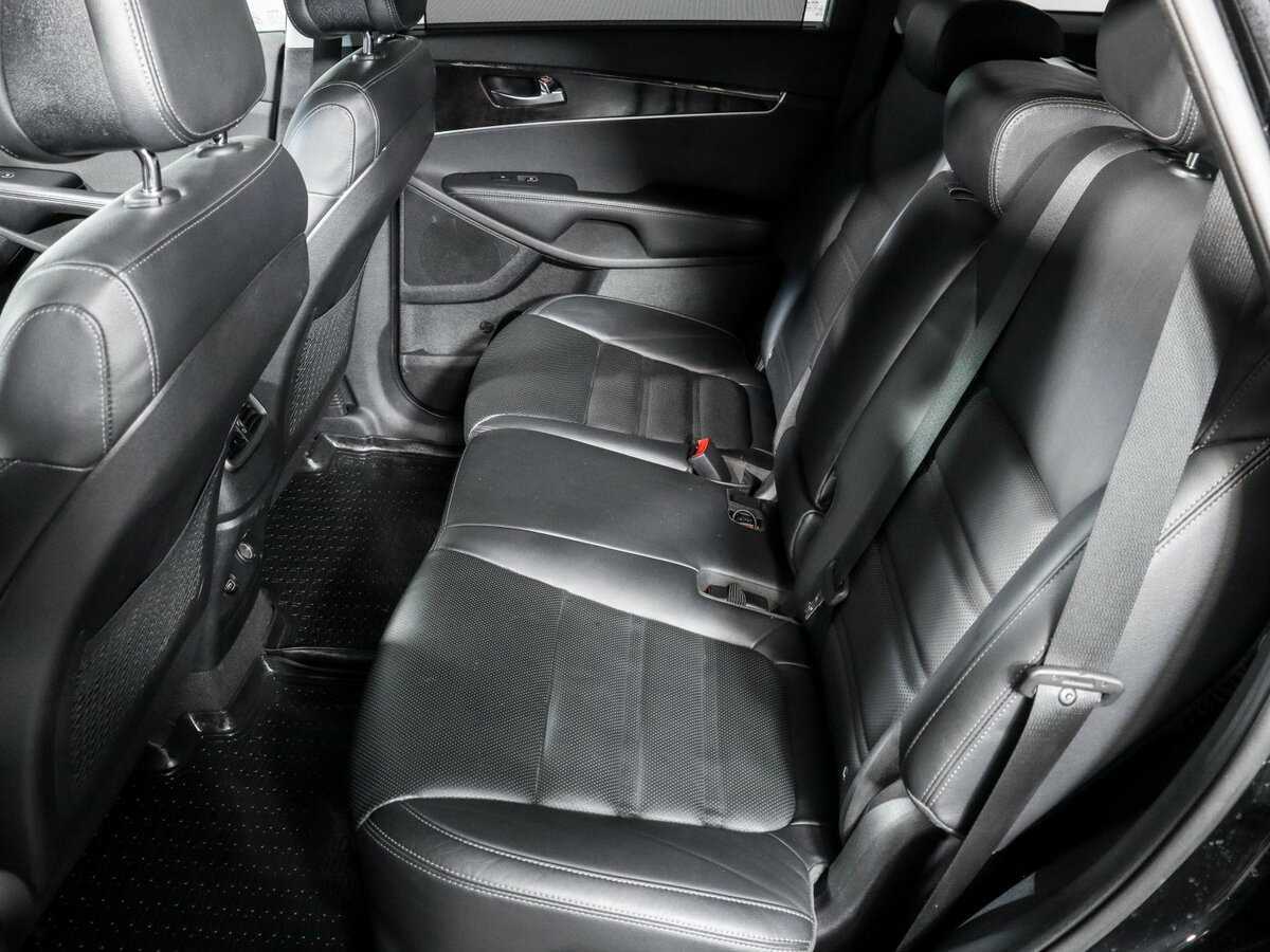 Kia Sorento с пробегом — 2017 год. Фото: #4