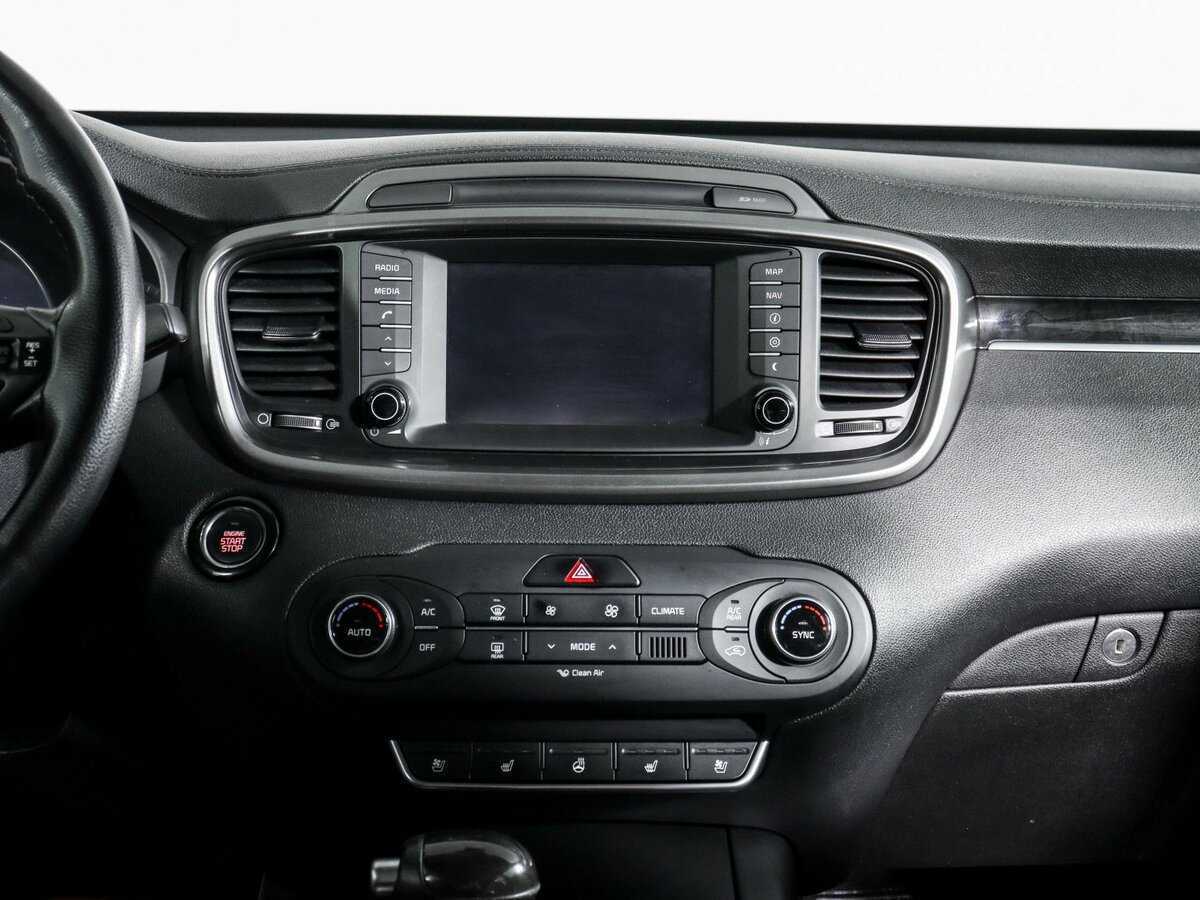 Kia Sorento с пробегом — 2017 год. Фото: #7