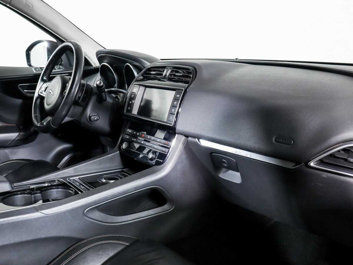 Jaguar F-Pace с пробегом — 2017 год. Фото: #8