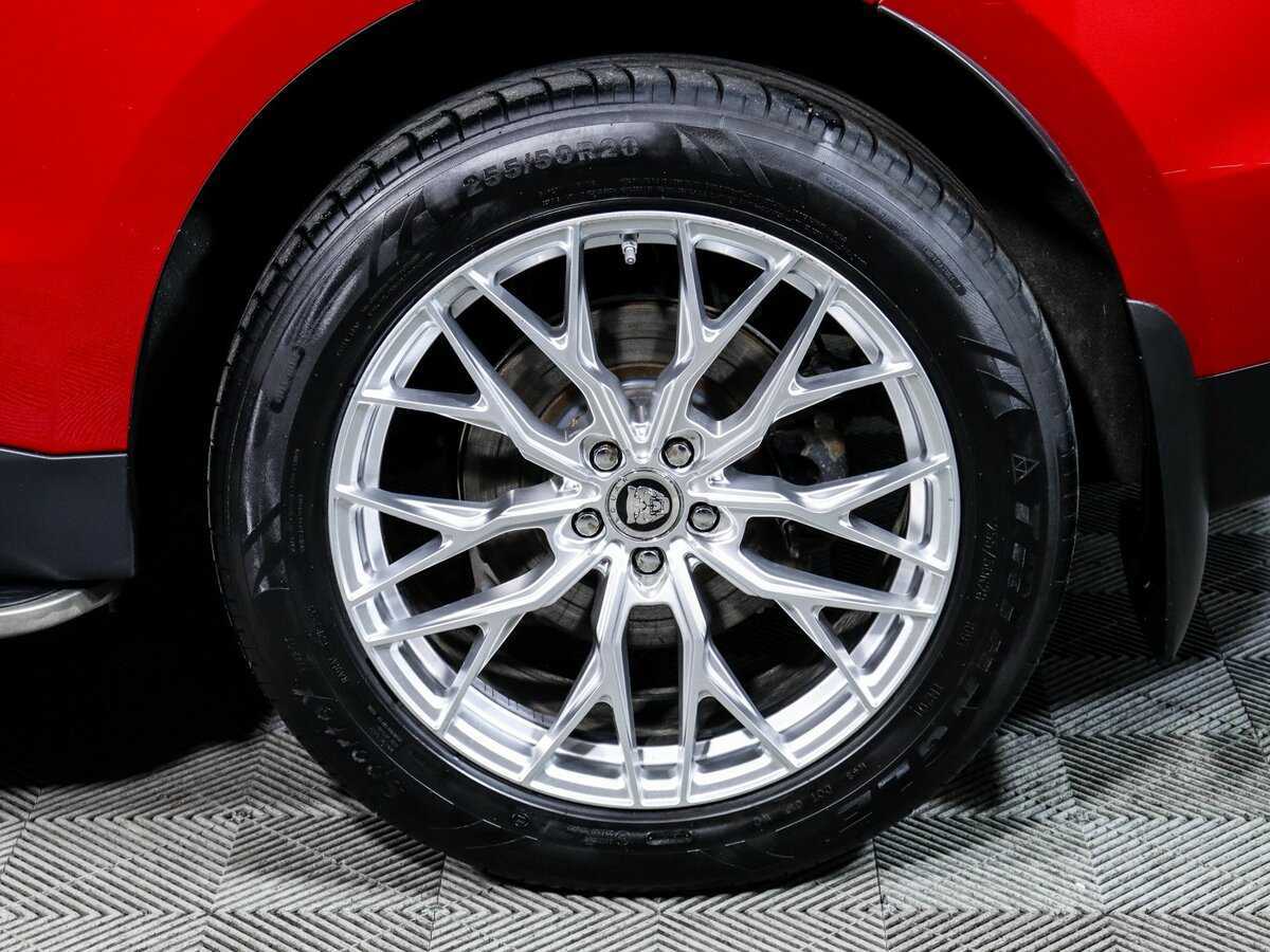 Jaguar F-Pace с пробегом — 2017 год. Фото: #14