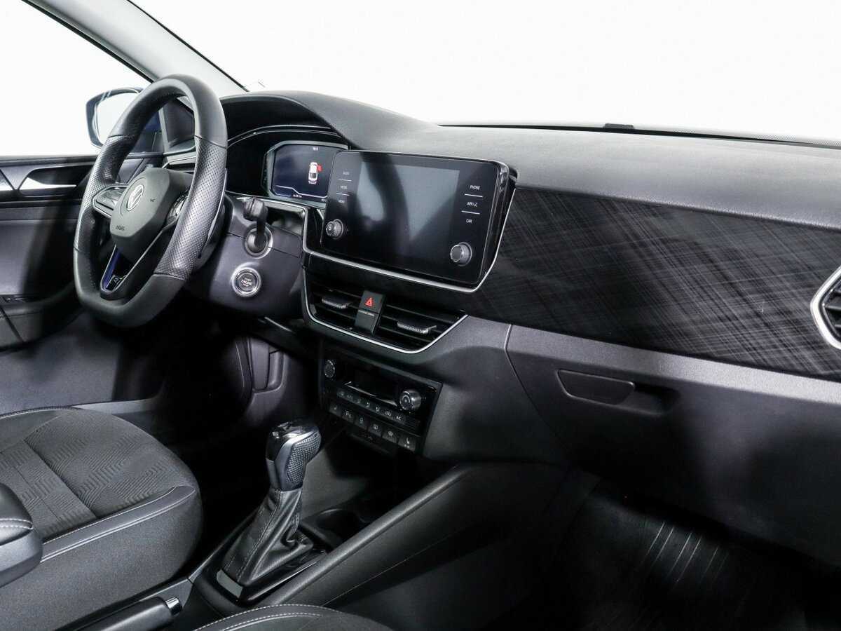 Volkswagen Polo с пробегом — 2021 год. Фото: #8