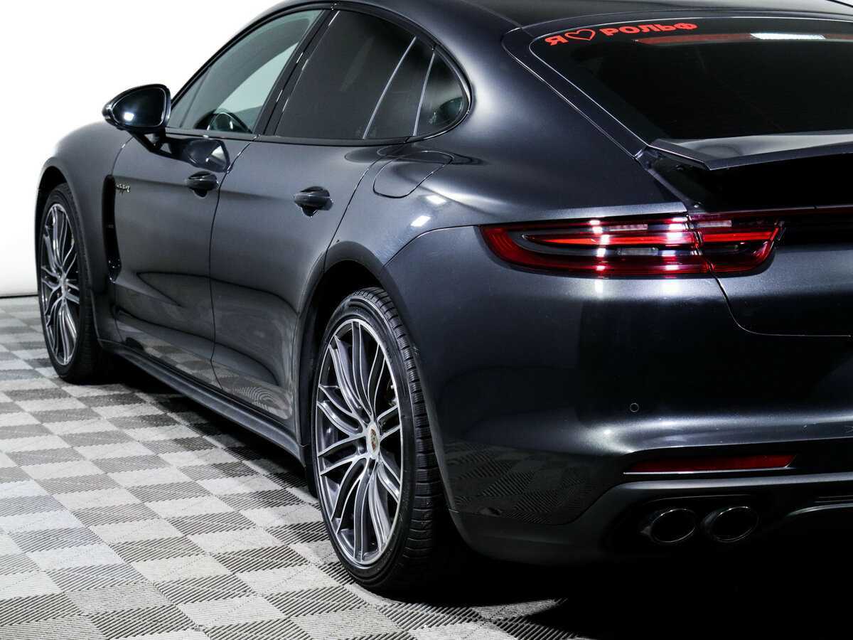 Porsche Panamera с пробегом — 2019 год. Фото: #18