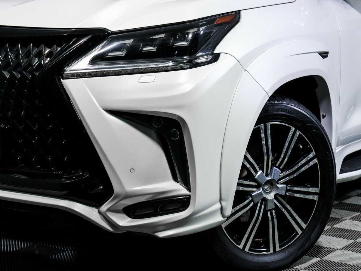 Lexus LX с пробегом — 2016 год. Фото: #11