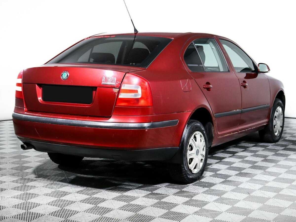 Skoda Octavia с пробегом — 2005 год. Фото: #4
