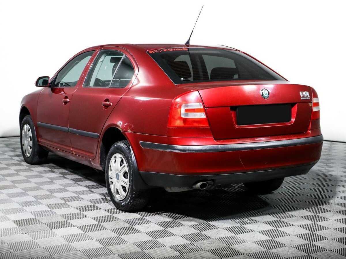 Skoda Octavia с пробегом — 2005 год. Фото: #6