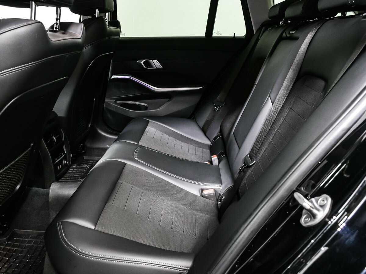 BMW 3 серии с пробегом — 2020 год. Фото: #11