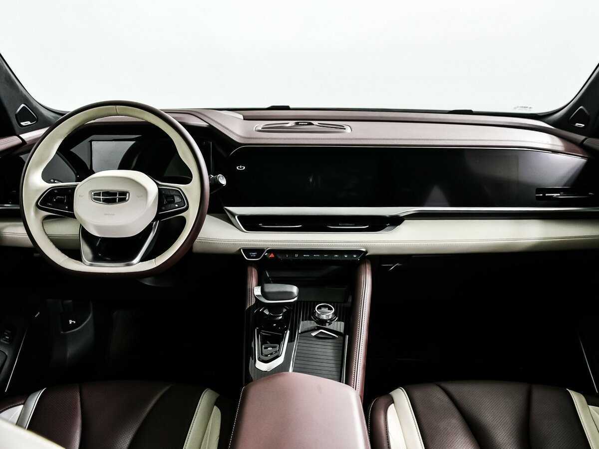 Geely Monjaro с пробегом — 2023 год. Фото: #10