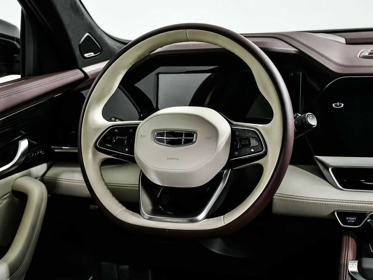 Geely Monjaro с пробегом — 2023 год. Фото: #16