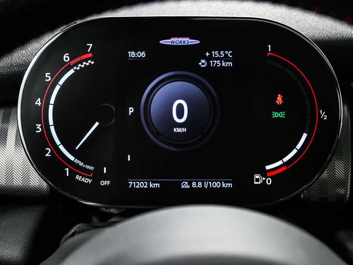 Mini Hatch с пробегом — 2021 год. Фото: #9