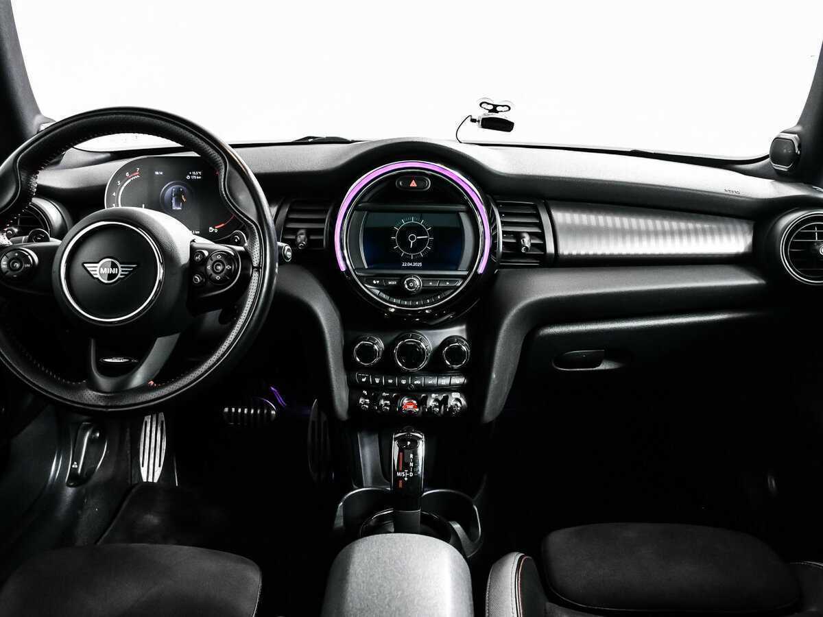 Mini Hatch с пробегом — 2021 год. Фото: #10