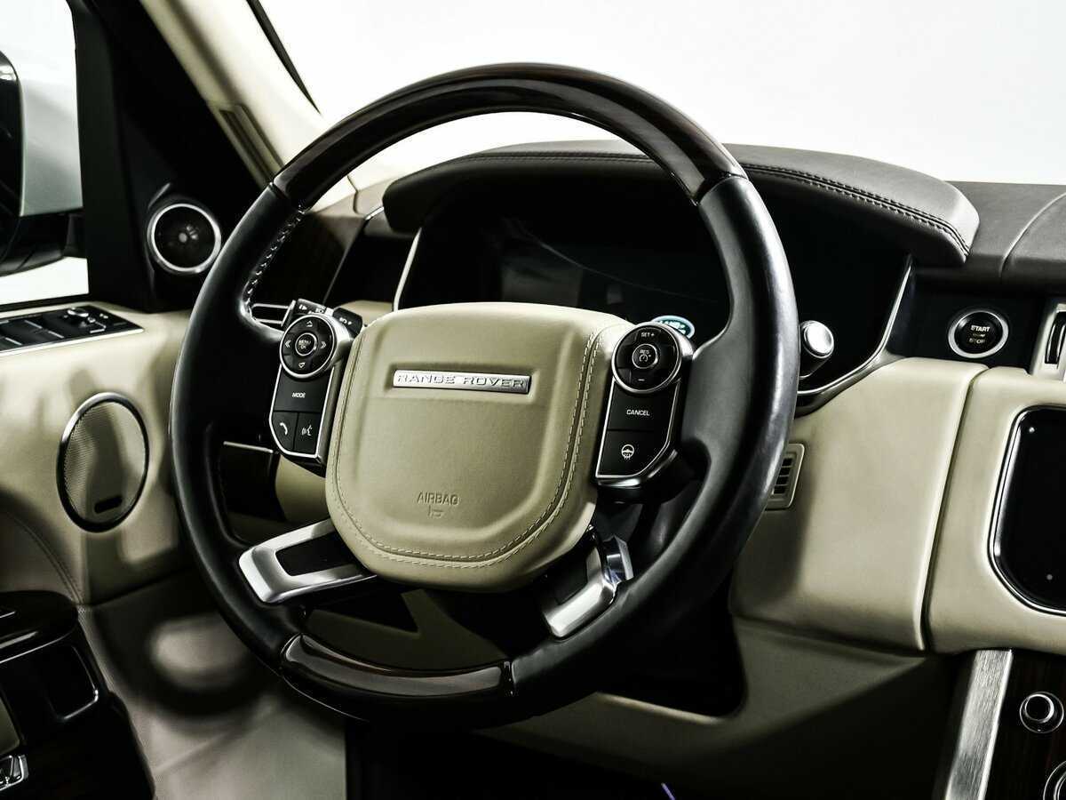 Land Rover Range Rover с пробегом — 2015 год. Фото: #10