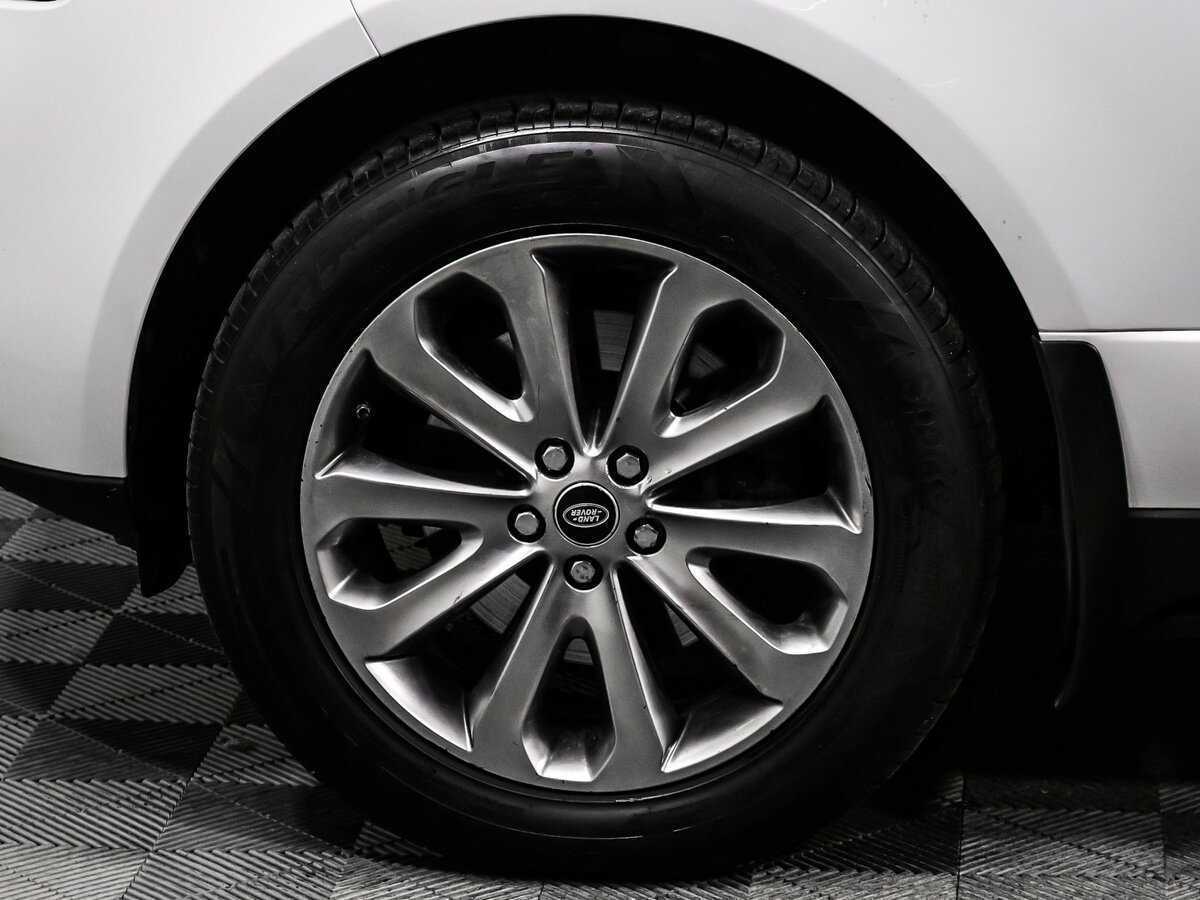 Land Rover Range Rover с пробегом — 2015 год. Фото: #18