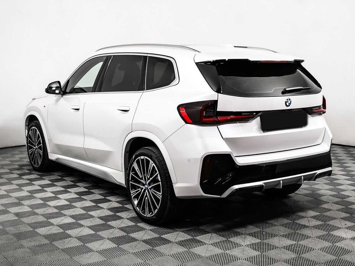 BMW X1 с пробегом — 2024 год. Фото: #6