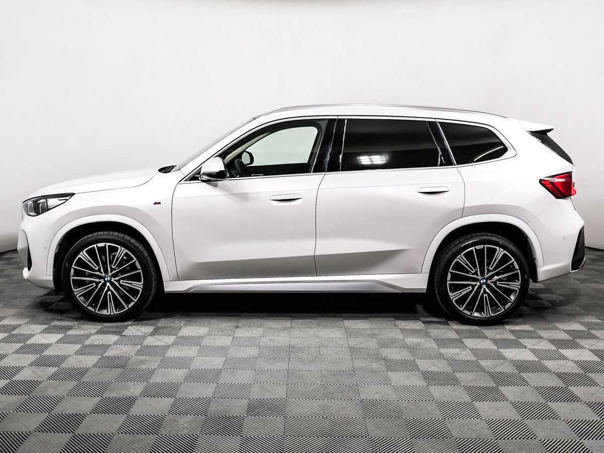 BMW X1 с пробегом — 2024 год. Фото: #7