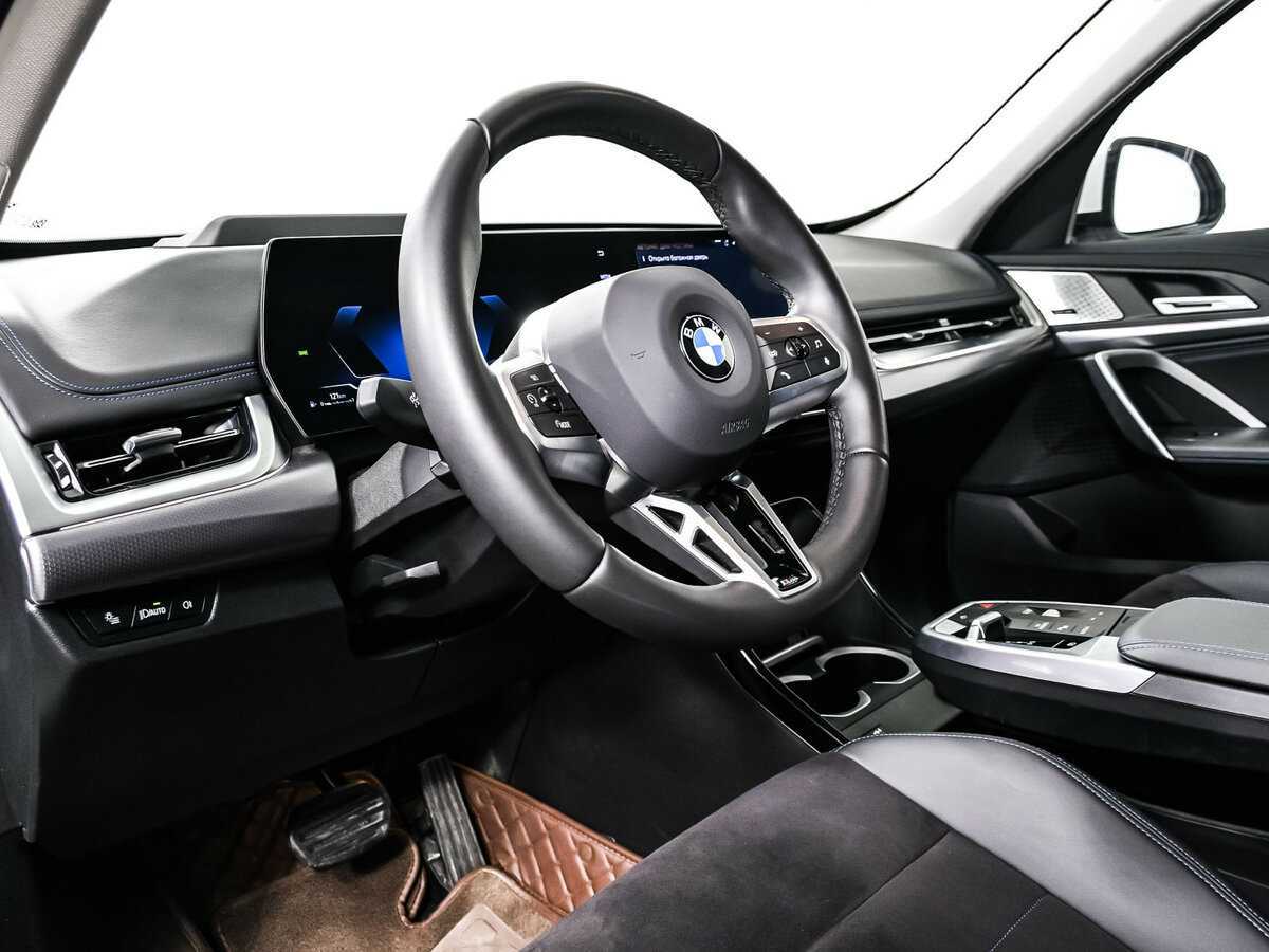 BMW X1 с пробегом — 2024 год. Фото: #12