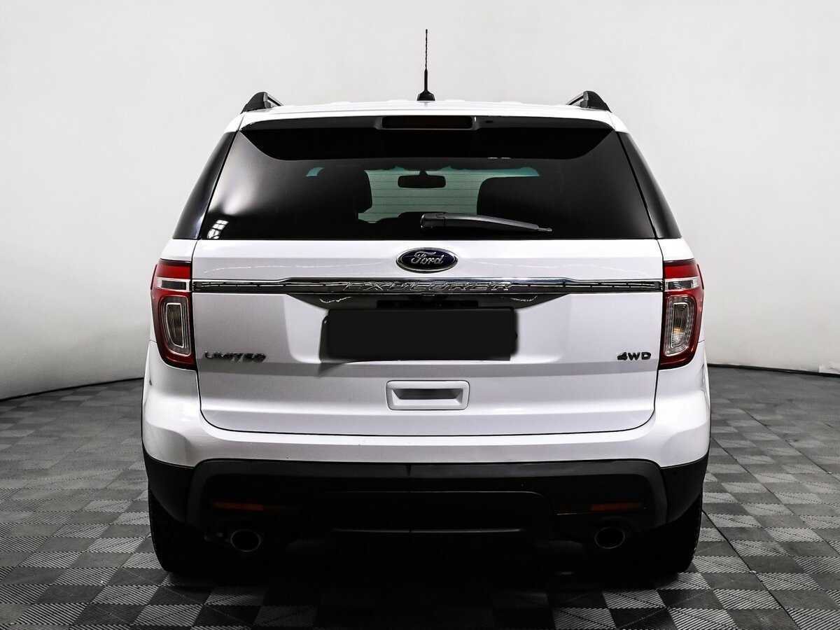 Ford Explorer с пробегом — 2014 год. Фото: #5