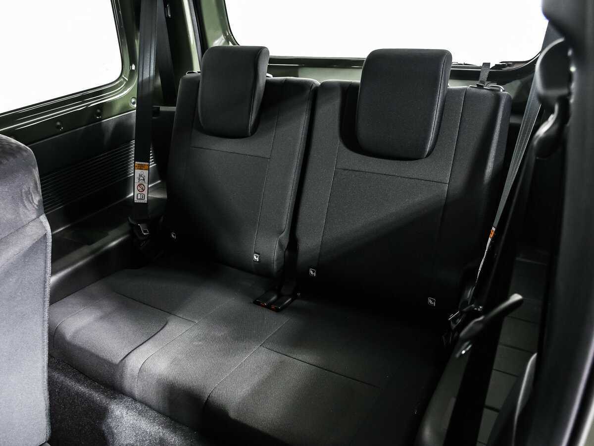 Suzuki Jimny с пробегом — 2024 год. Фото: #11