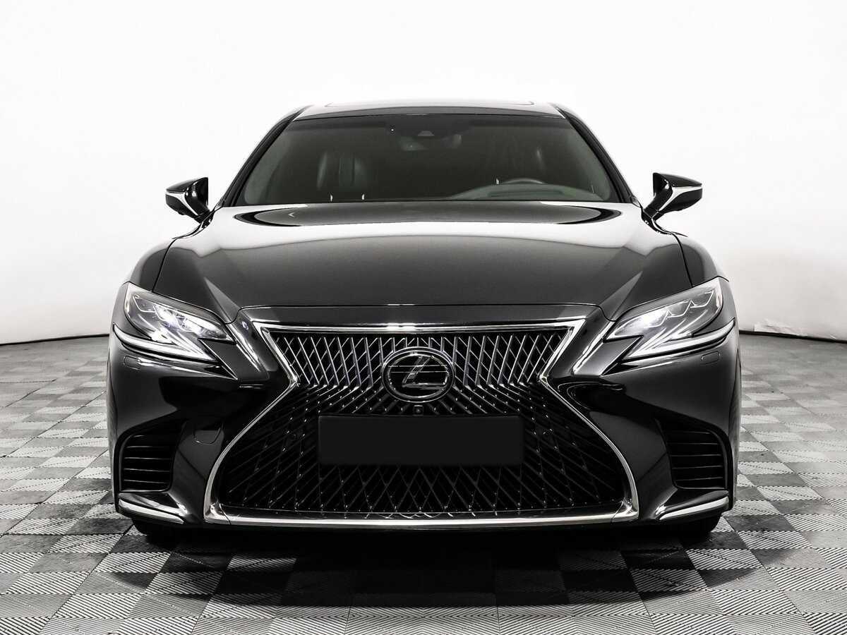 Lexus LS с пробегом — 2018 год. Фото: #1