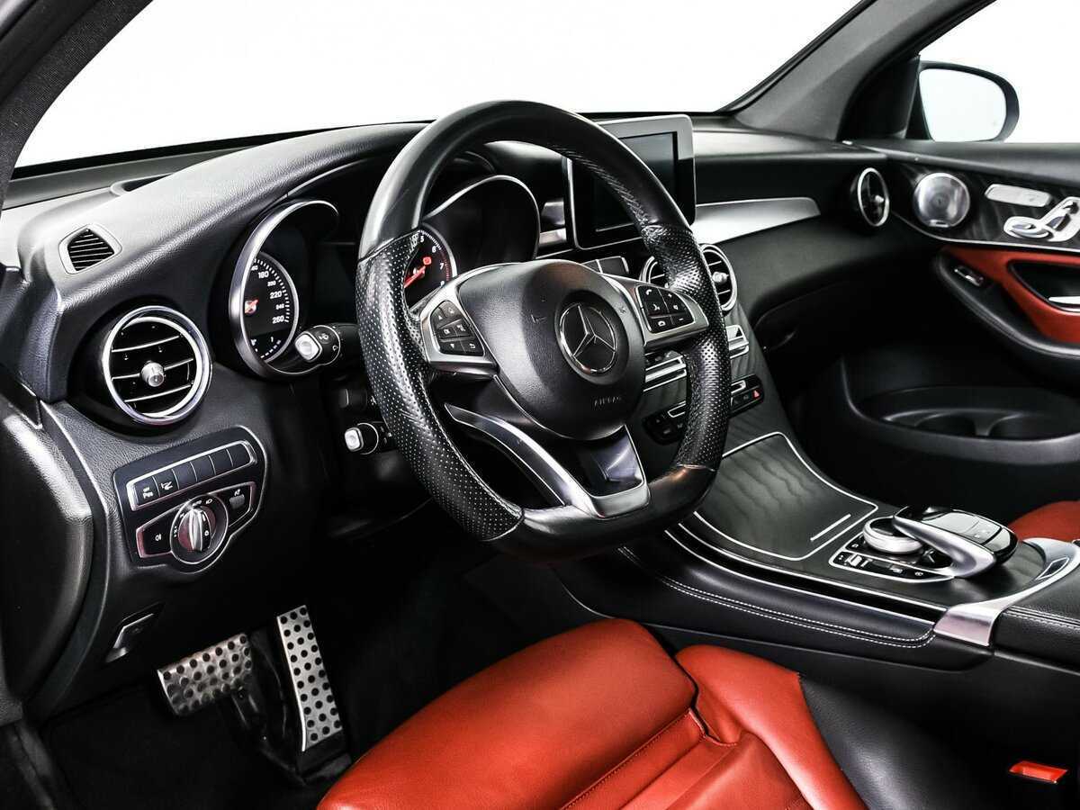 Mercedes-Benz GLC Coupe с пробегом — 2017 год. Фото: #11