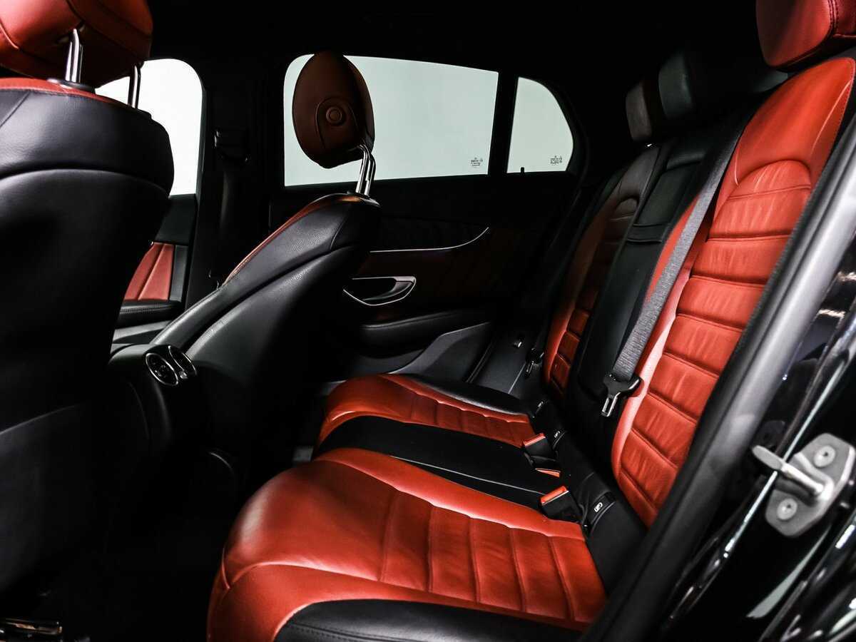 Mercedes-Benz GLC Coupe с пробегом — 2017 год. Фото: #12