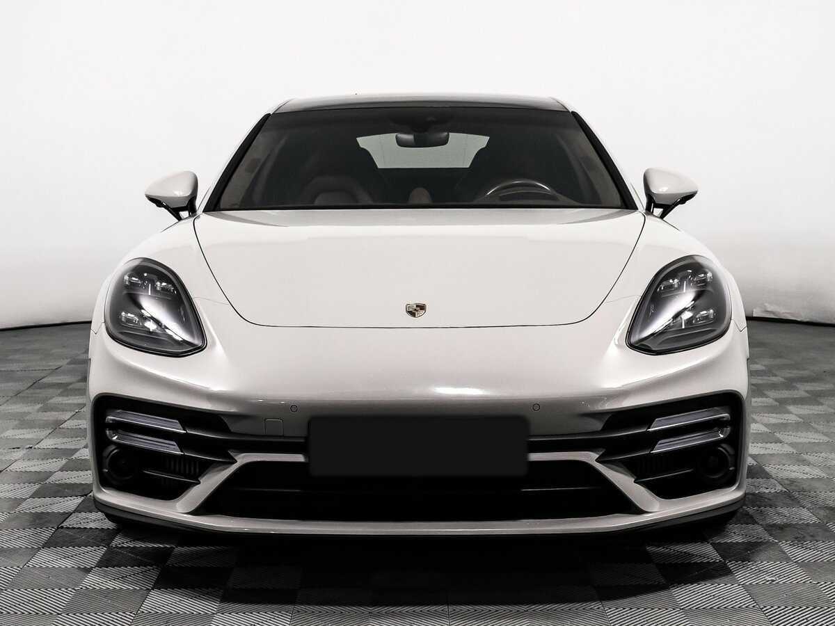 Porsche Panamera с пробегом — 2021 год. Фото: #1