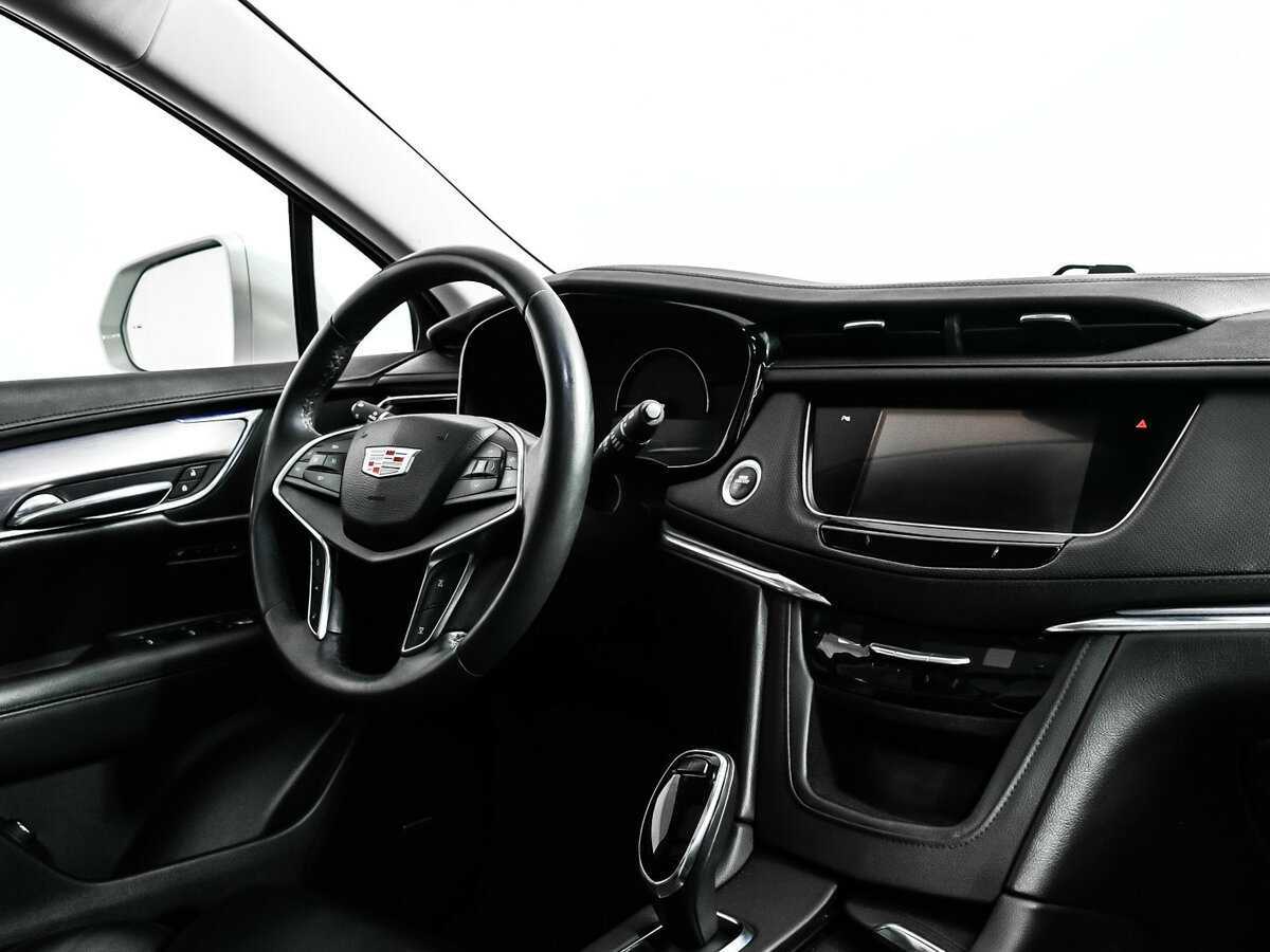 Cadillac XT5 с пробегом — 2016 год. Фото: #8