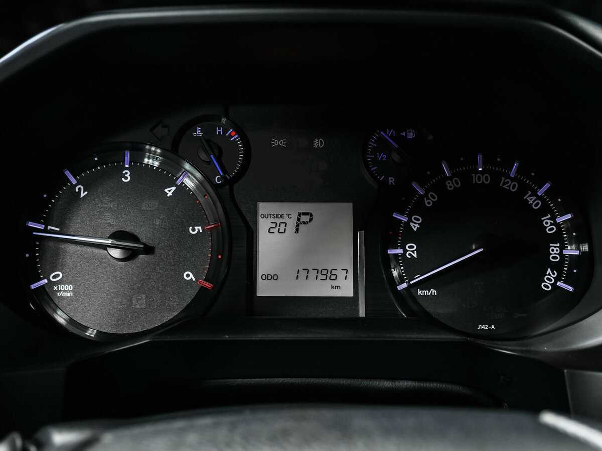 Toyota Land Cruiser Prado с пробегом — 2018 год. Фото: #9