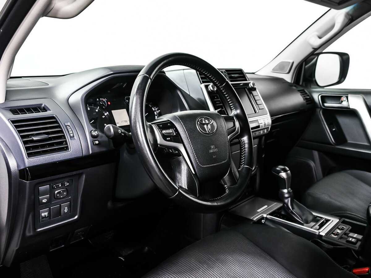 Toyota Land Cruiser Prado с пробегом — 2018 год. Фото: #10