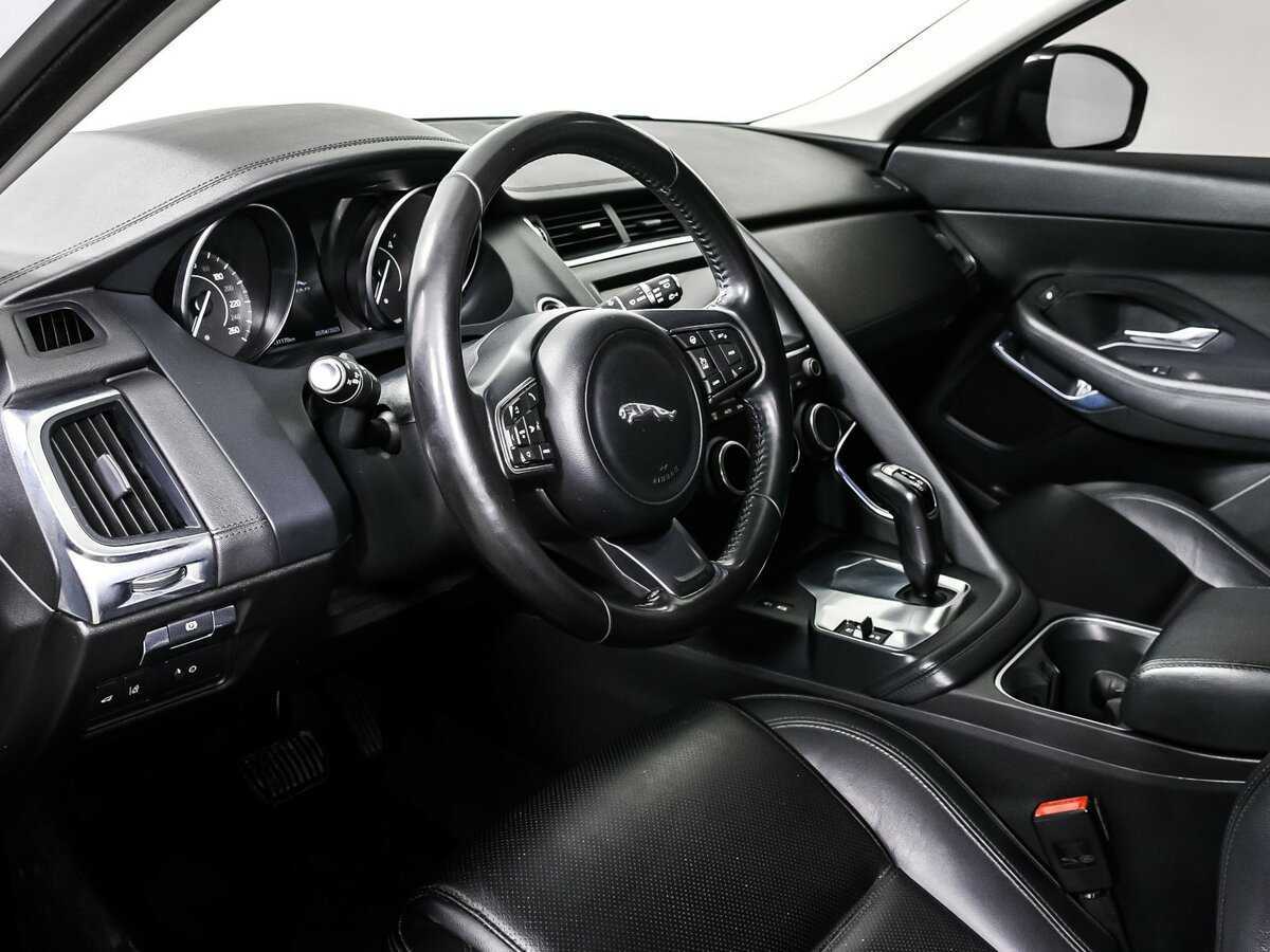 Jaguar E-Pace с пробегом — 2018 год. Фото: #11