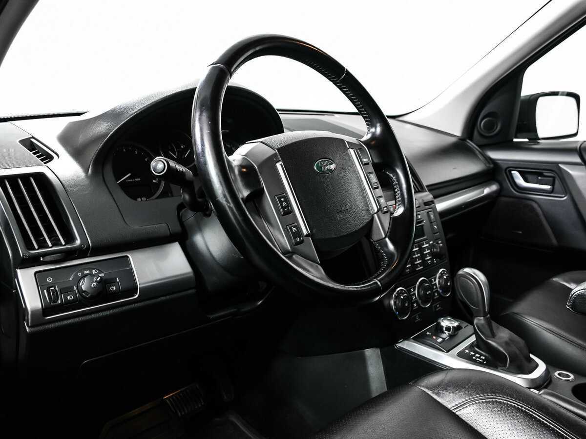 Land Rover Freelander с пробегом — 2010 год. Фото: #12