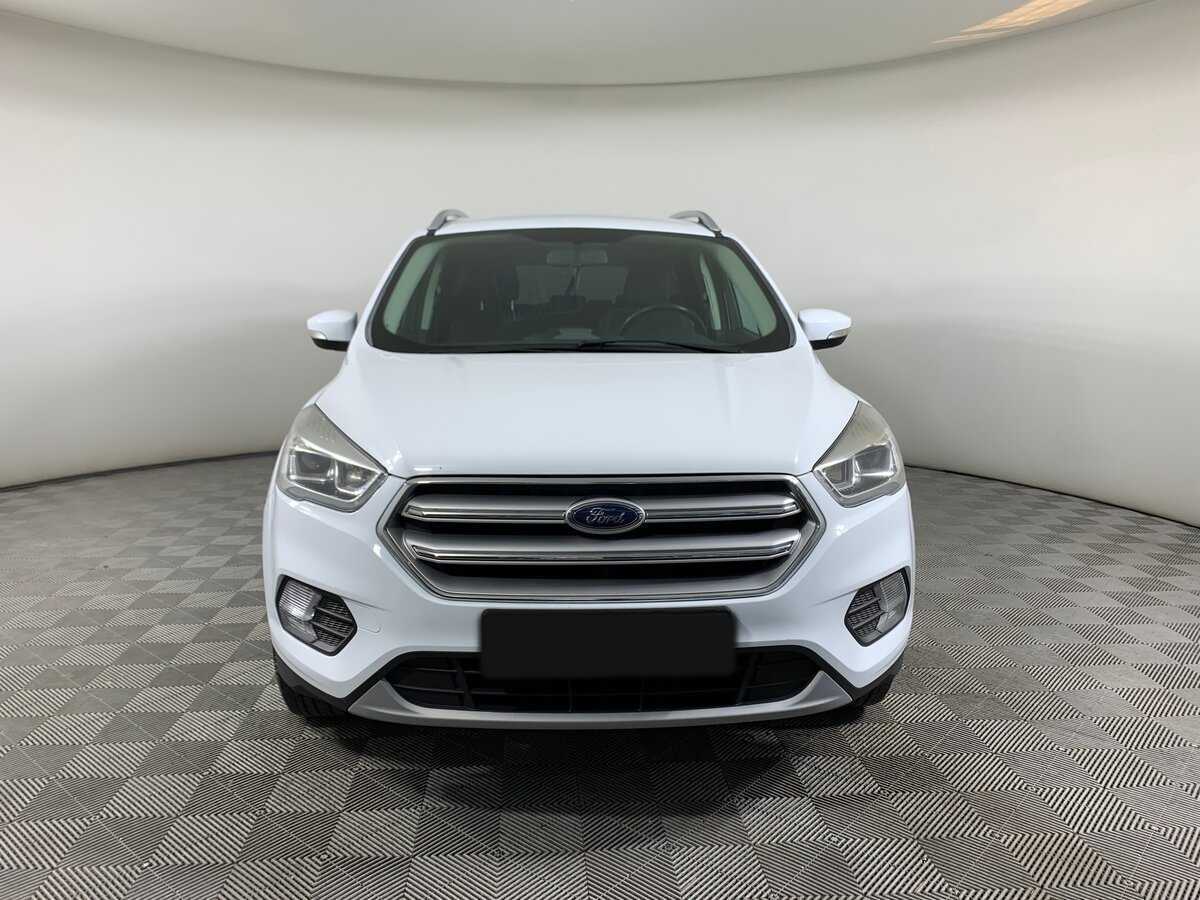 Ford Kuga с пробегом — 2017 год. Фото: #1