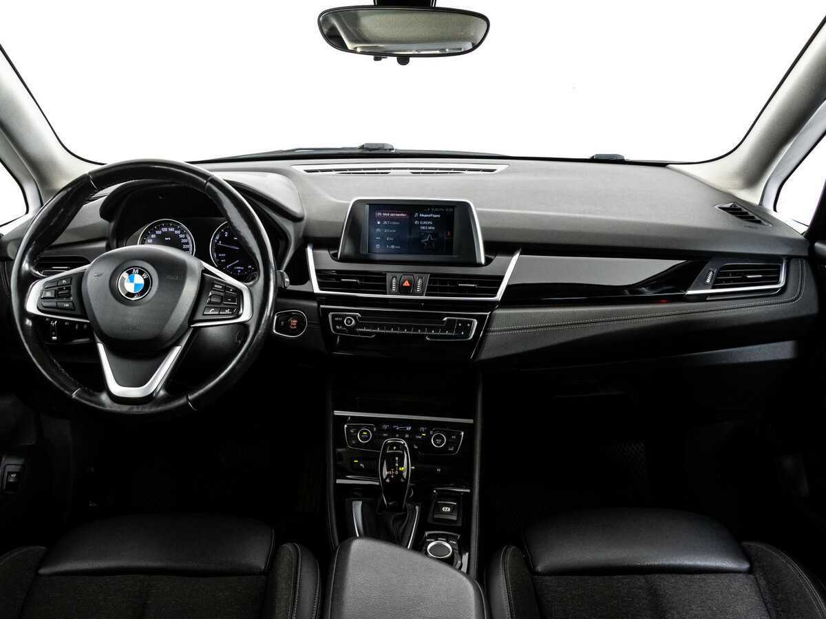 BMW 2 серии Active Tourer с пробегом — 2018 год. Фото: #10