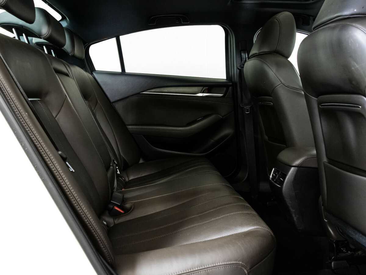 Mazda 6 с пробегом — 2021 год. Фото: #18